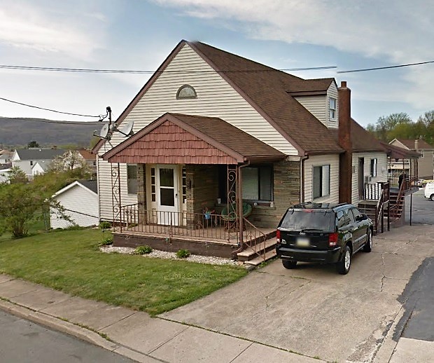 46 Oak Street in Pittston, PA