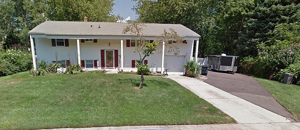 6 Newbury Circle, Howell, NJ