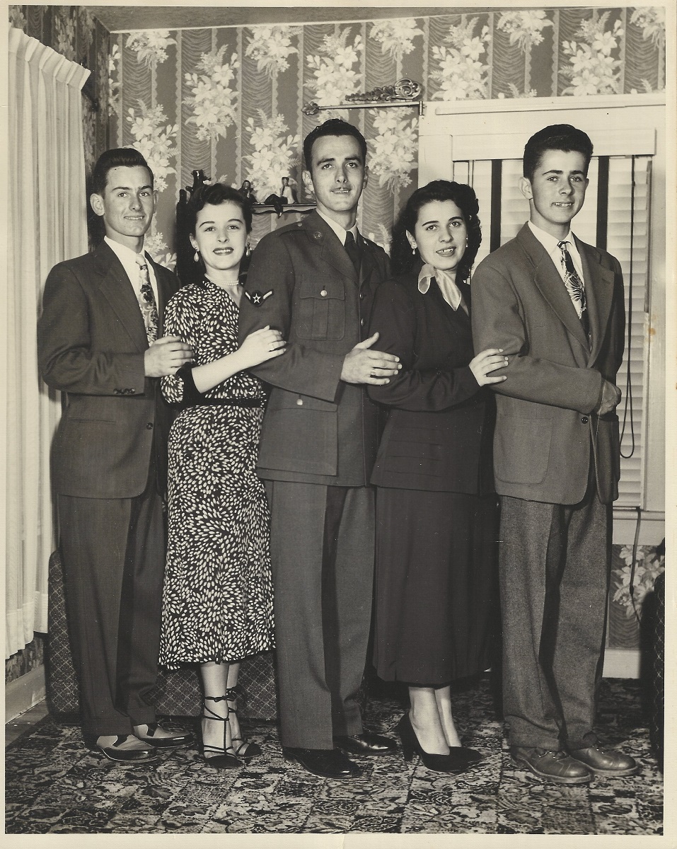 Lanzaro Siblings